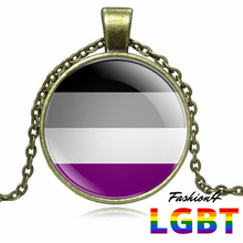 Necklace - 18 Flags Bronze / Asexual